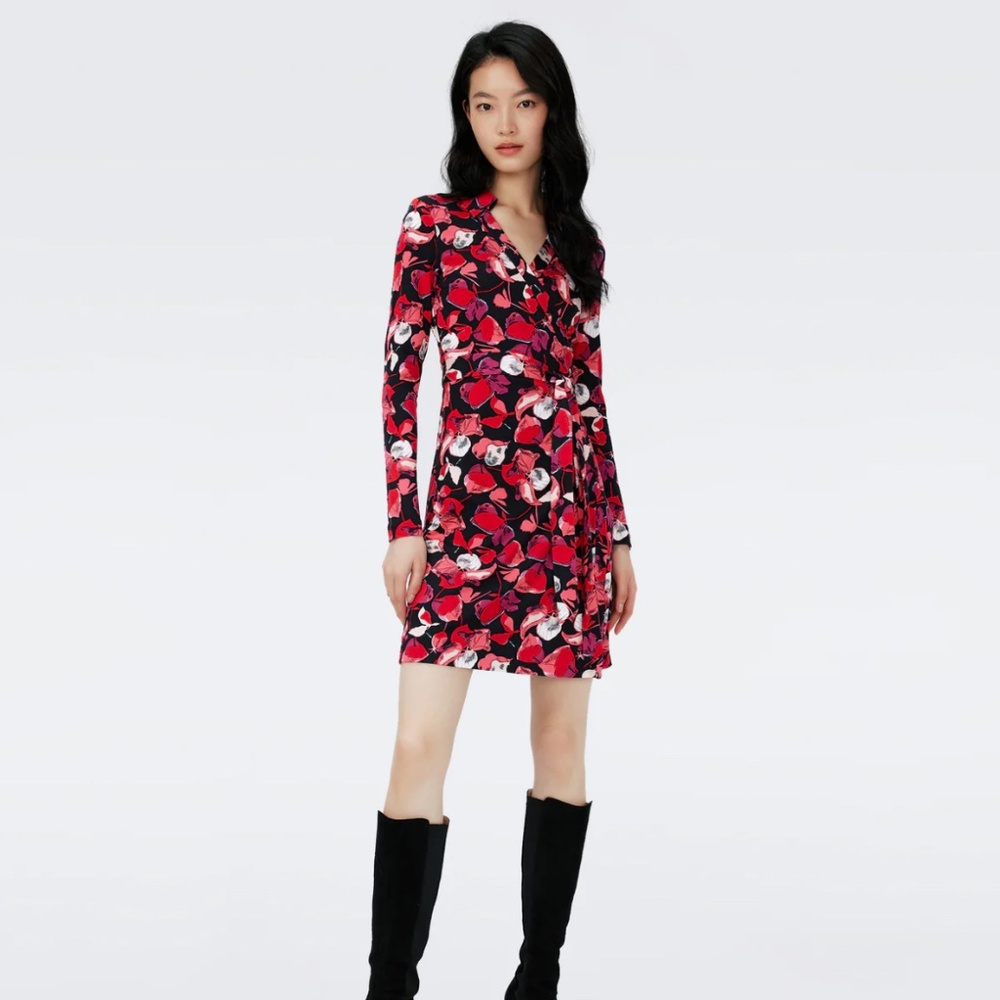 DVF Jeanne Silk Jersey Wrap Dress Size Medium - New with Tags (NWT)